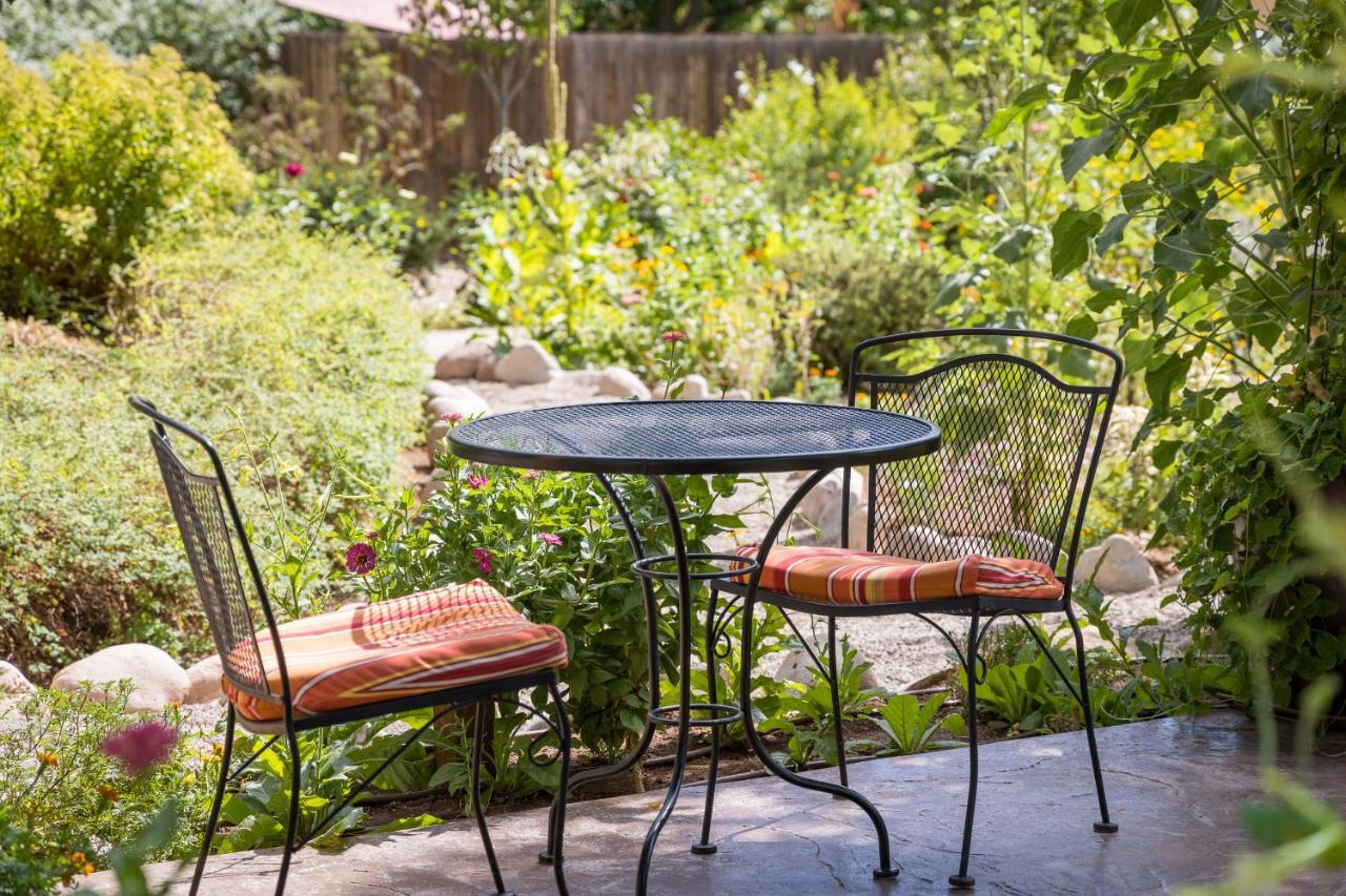Sunflower Hill Inn Моуаб Екстериор снимка