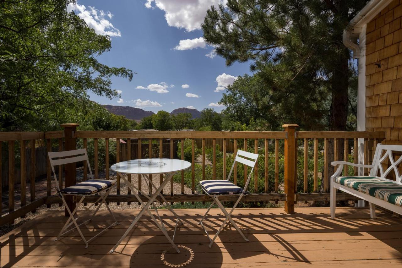 Sunflower Hill Inn Моуаб Екстериор снимка